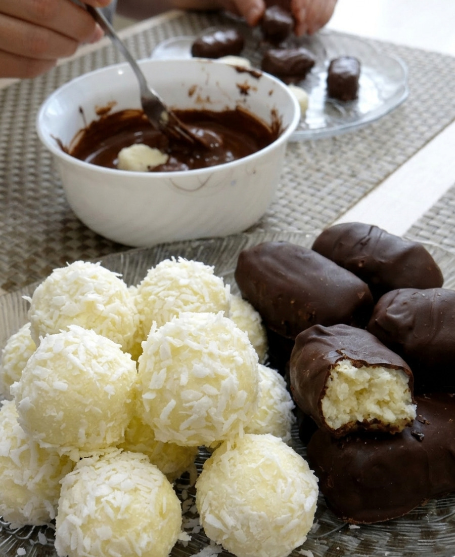 В магазині більше не купую, готую вдома сама: найсмачніші домашні цукерки “РАФАЕЛЛО” і “БАУНТІ” без хімії і зайвого цукру